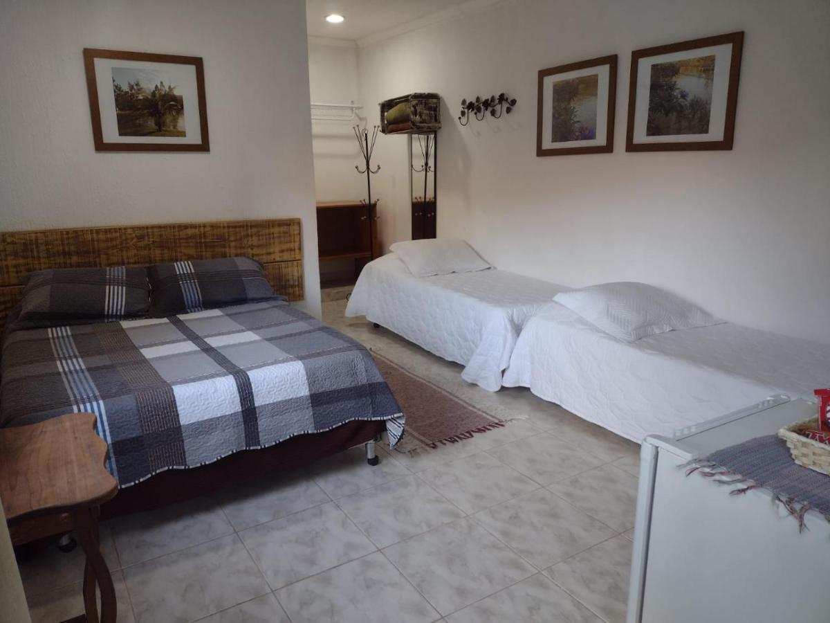 Hotel Fazenda Chiminelli Кашуейрас-ді-Макаку Екстер'єр фото